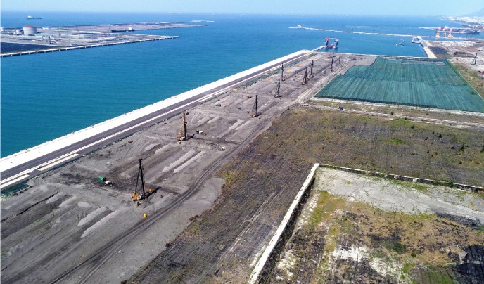 高雄港第七貨櫃中心計畫-S4~S5後線土